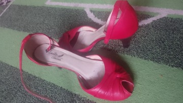 сандалии 39 туфли