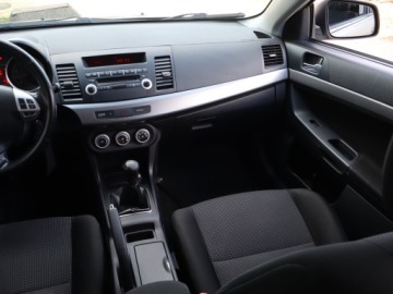 Mitsubishi Lancer IX Sportback 1.8 MIVEC 143KM 2009 Mitsubishi Lancer 1.8 i, Salon Polska, Klima, zdjęcie 7