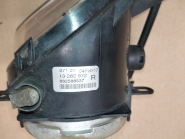 HALOGEN NÁRAZNÍKU PRAVÝ PŘEDNÍ OPEL CORSA D 13262572 2006-2011