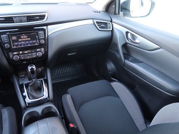 Nissan Qashqai II Crossover Facelifting 1.3 DIG-T  160KM 2019 Nissan Qashqai 1.3 DIG-T, Salon Polska, zdjęcie 7