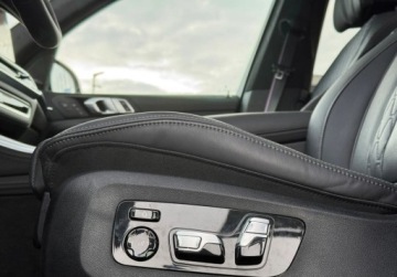 BMW X5 G05 M SUV Facelifting 4.4 M60i 530KM 2024 BMW X5 M Salon PL M Sport Hak 360 Gwarancja Bezwypadkowy FVAT23, zdjęcie 29