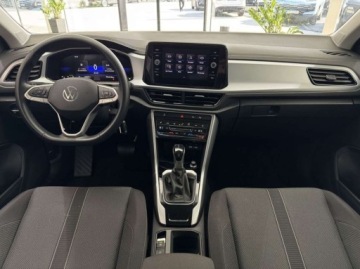 Volkswagen T-Roc I SUV Facelifting 1.5 TSI ACT 150KM 2023 Volkswagen T-Roc Life Kamera cofania Asystent parkowania CarPlayAndroid, zdjęcie 12