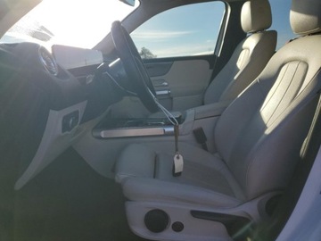 Mercedes 2022 Mercedes-Benz EQB 350 4Matic 2022 Elektryczny 288KM, zdjęcie 7