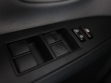 Toyota Avensis III Wagon Facelifting 2015 1.8 Valvematic 147KM 2016 Toyota Avensis Edition-S automat navi grzane, zdjęcie 34