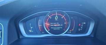 Volvo V60 I Kombi Facelifting 2.0 D4 DRIVE-E 181KM 2014 Volvo V60 Volvo V60 D4 Geartronic Ocean Race 2.0 Diesel 181KM, zdjęcie 16