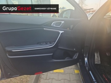 Kia Ceed III Hatchback Facelifting  1.5 T-GDI 160KM 2023 Kia Ceed GT LINE+AEB, dwa komplety kół, polski salon, pakiet serwisowy, 5, zdjęcie 9