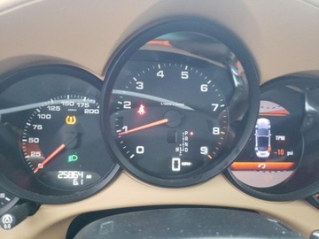 Porsche 911 991 Carrera 2/2S Coupe 3.4 350KM 2012 Porsche 911 Carrera 2012 3.4l 3.4 Benzyna 350KM, zdjęcie 9