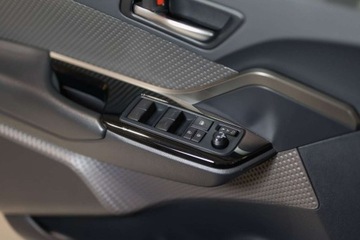 Toyota C-HR I Crossover Facelifting 1.8 Hybrid 122KM 2022 Toyota C-HR 1.8 Hybrid Executive 1.8 Hybryda 122KM, zdjęcie 8