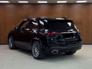 Mercedes GLE V167 SUV Facelifting 3.0 450d 367KM 2026 MERCEDES-BENZ GLE 450 d 4-Matic AMG Line 3.0 (367KM) 2026, zdjęcie 3