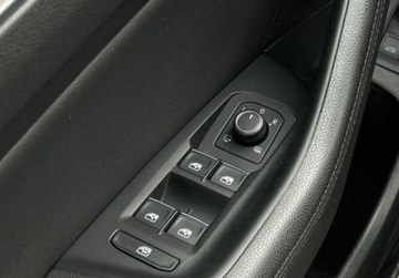 Volkswagen Passat B8 Variant 2.0 TSI BlueMotion Technology 220KM 2016 Volkswagen Passat Highline Pakiet Business, 220KM, DCC, ACC, GPS, Asysten, zdjęcie 17