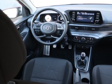 Hyundai Bayon SUV 1.0 T-GDI 100KM 2023 Hyundai Bayon 1.0 T-GDI, Salon Polska, zdjęcie 6