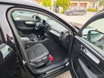 Volvo XC40 Crossover 1.5 T3 156KM 2018 Volvo XC 40 ___T3 Benzyna 156KM FULL LED Virtual Skora Panorama HarmanKard, zdjęcie 13