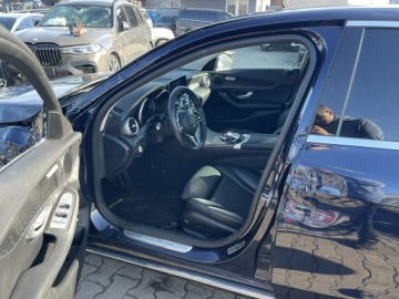 Mercedes Klasa C W205 Limuzyna Facelifting 2.0 300d 245KM 2020 Mercedes C 300 Automat Skóra Podgrzewanie Kamera, zdjęcie 5