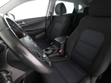 Hyundai Tucson III SUV 2.0 CRDI 136KM 2015 Hyundai Tucson Xpossible 4x4 navi kamera grzane, zdjęcie 12