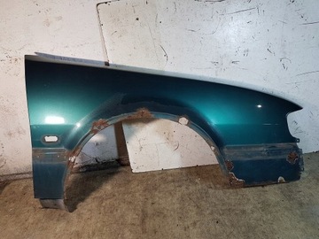 BŁOTNIK PRAWY PRZÓD SAAB 9000