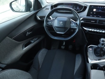 Peugeot 3008 II Crossover 1.2 PureTech 130KM 2018 Peugeot 3008 1.2 PureTech, Navi, Klima, zdjęcie 6