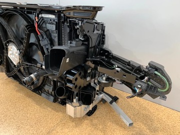 BMW 4 G22 G26 РЕМЕНЬ ПЕРЕДНИЙ РАДИАТОР KOMPET 3.0d