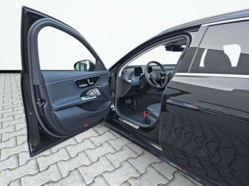 Mercedes Klasa E W214 Sedan 2.0 220d 197KM 2024 Mercedes-Benz Klasa E E 220 d 4MATIC Estate AIRMATIC Burmester 4D Kamer, zdjęcie 9