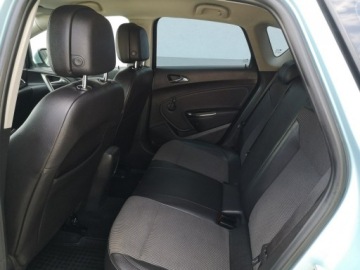 Opel Astra J Hatchback 5d 1.6 Twinport ECOTEC 115KM 2010 Opel Astra 1,6 16v Klimatronik Isofix Tempomat Alu, zdjęcie 16