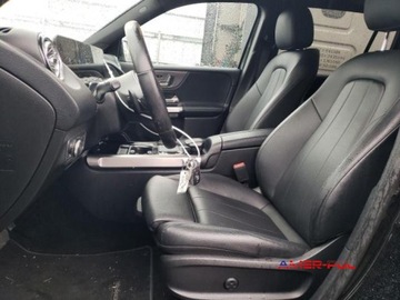 Mercedes GLB 2020 Mercedes-Benz GLB 2020r, 2.0L, 4x4, od ubezpieczalni 2.0 Benzyna 221KM, zdjęcie 6
