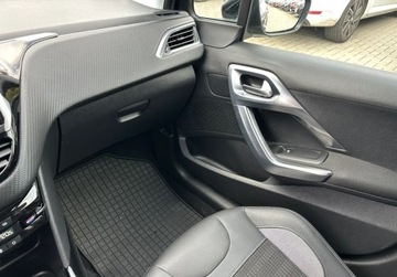 Peugeot 2008 I SUV Facelifting 1.2 PureTech 130KM 2019 Peugeot 2008 1.2 benz. 131KM Gwarancja Zamiana Zarejestrowany 1.2 Benzyna, zdjęcie 16