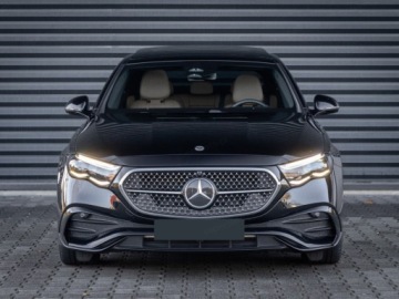 Mercedes Klasa E W214 Sedan 2.0 220d 197KM 2026 E Klasa 220 d 4-Matic AMG 2.0 (197KM) 2026, zdjęcie 1