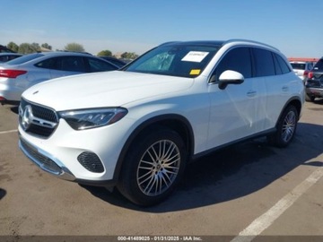 Mercedes GLC C254/X254 2023 Mercedes-Benz GLC 2023 MERCEDES-BENZ GLC 300 SUV 2.0 Benzyna 255KM, zdjęcie 2