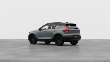 Volvo XC40 2025 Volvo XC 40 Plus Dark B4 Mild Hybrid Benzyna, zdjęcie 4