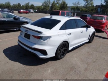Audi A3 8Y RS Limousine 2.5 TFSI 400KM 2024 Audi RS3 Limousine 2024r., 4x4, 2.5L 2.5 Benzyna 401KM, zdjęcie 3