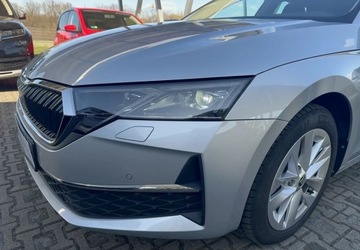 Skoda Octavia IV Liftback 1.5 TSI EVO 150KM 2024 Skoda Octavia 1.5 TSI mHev 150 KM 7 DSG Selection 1.5 Benzyna 150KM, zdjęcie 8