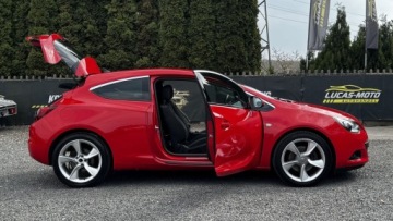 Opel Astra J Hatchback 5d 1.4 Turbo ECOTEC 140KM 2012 Opel Astra GTC, Udok. przebieg GWARANCJA 1.4 Benzyna 140KM, zdjęcie 12