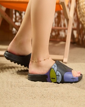 ЧЕРНЫЕ ЖЕНСКИЕ ШЛЕПАНЦЫ С ПРИНТОМ ELMINO 40