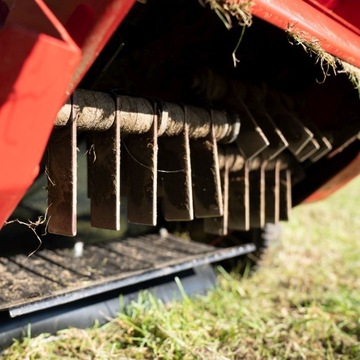 Скарификатор Weibang WB384RB PROFI XL с наклонными ножами