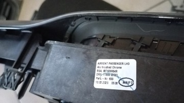 ДЕКОР ВОЗДУШНАЯ РЕШЕТКА RENAULT CAPTUR II 687609954R