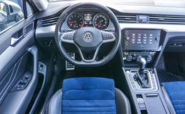 Volkswagen Passat B8 Variant Facelifting 1.5 TSI EVO 150KM 2020 Volkswagen Passat Volkswagen Passat Elegance 1.5 TSI 150KM DSG 1.5 Benzyna, zdjęcie 35