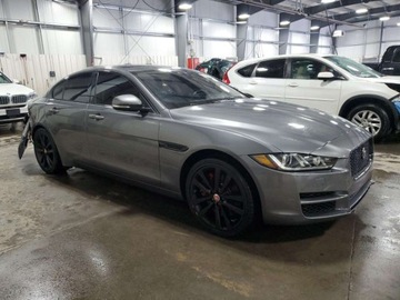 Jaguar XE 2018 Jaguar XE Prestige 2018 3.0l 3.0 Benzyna 380KM, zdjęcie 4