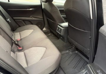 Toyota Camry IX Sedan 2.5 Hybrid Dynamic Force 218KM 2021 Toyota Camry salon Polska, FV-VAT 23, Gwarancja, 1 rej. 2022r. 2.5 Hybryda, zdjęcie 17