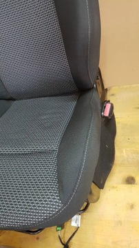 MERCEDES CITAN W415 SEDADLO SPOLUJEZDCE PRAVÝ PŘEDNÍ EU
