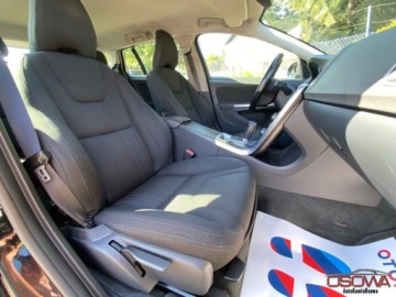 Volvo V60 I Kombi 1.6 T4 180KM 2011 Volvo V60 1.6 turbo 180KM automat bezwypadkowy full serwis bogata wersja 1, zdjęcie 36