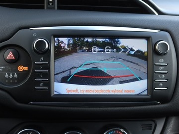 Toyota Yaris III Hatchback 5d Facelifting 2017 1.5 Dual VVT-iE 111KM 2017 Toyota Yaris 1.5 Dual VVT-i, Salon Polska, zdjęcie 15