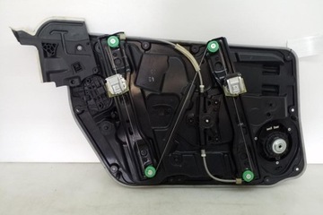 ZVEDÁK OKNO PRAVÝCH PŘEDNÍCH DVEŘE MERCEDES-BENZ A (W176) A1767206600