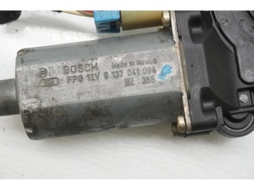 MERCEDES-BENZ M-CLASS MOTOREK ZVEDAČ OKNO DVEŘE PŘEDNÍCH 2004 SUV