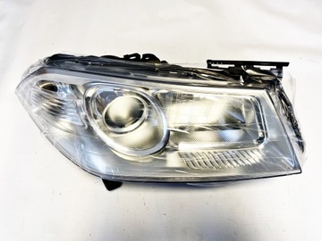 Reflektor przedni prawy Renault Megane II 06-08