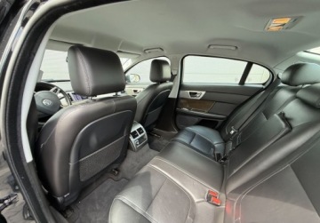 Jaguar XF I Sedan Facelifting 2.2 D 200KM 2013 Jaguar XF auto jak nowe83000kmLUXURY 2.2 Diesel 200KM, zdjęcie 9