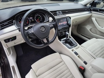Volkswagen Passat B8 Variant 2.0 TSI BlueMotion Technology 220KM 2017 Volkswagen Passat 2.0 TSI 220KM Highline DSG, Salo, zdjęcie 11