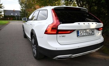 Volvo V90 II Kombi 2.0 D4 190KM 2019 Volvo V90 Cross Country Cross Country Brazowe ..., zdjęcie 17