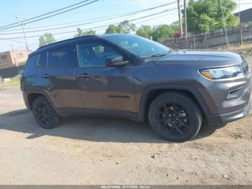 Jeep Compass II 2022 Jeep Compass Altitude 2022 2.4l 2.4 Benzyna 177KM, zdjęcie 6