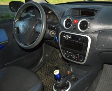 Citroen C2 1.1 i 61KM 2007 CITROEN C2 1.1 60 KM, zdjęcie 32