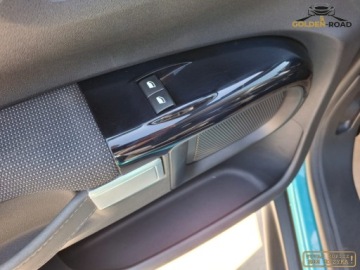 Citroen C4 Cactus Crossover 1.2 PureTech 82KM 2016 Citroen C4 Cactus 1,2 benz 82KM klima elektryka alu panorama kamera navi o, zdjęcie 18