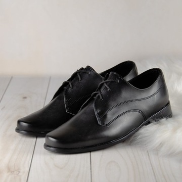 Buty komunijne chłopięce czarne KBC-010-CZ - 32